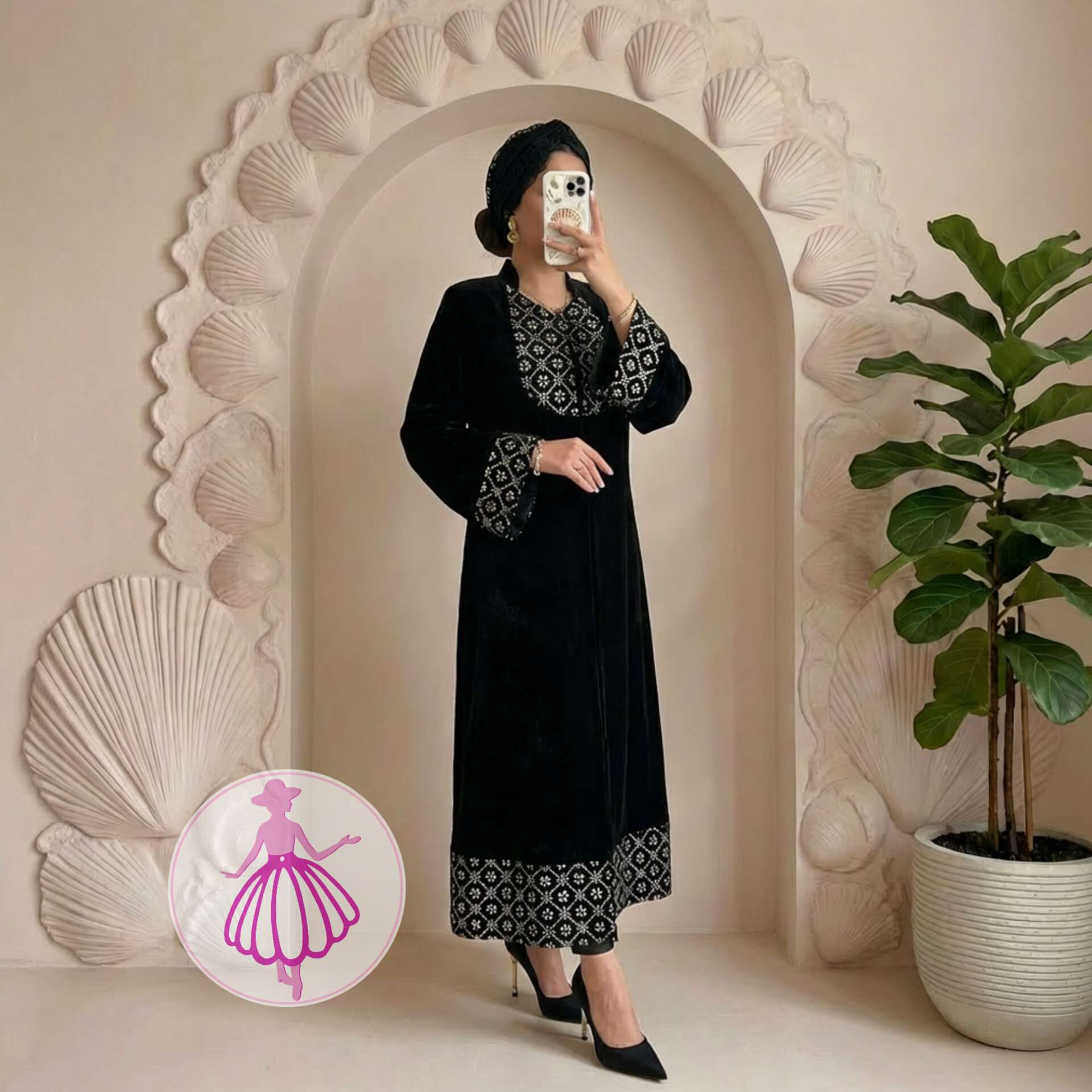 مانتو مخمل مجلسی مزونی بلند(کد1322)